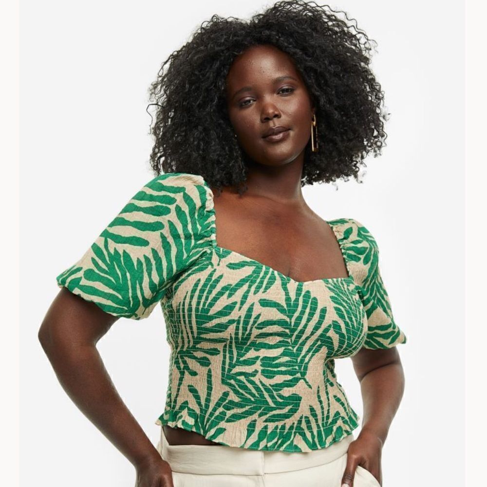 New H&M Light Beige Green Leaf Pattern Smock Top Size XS